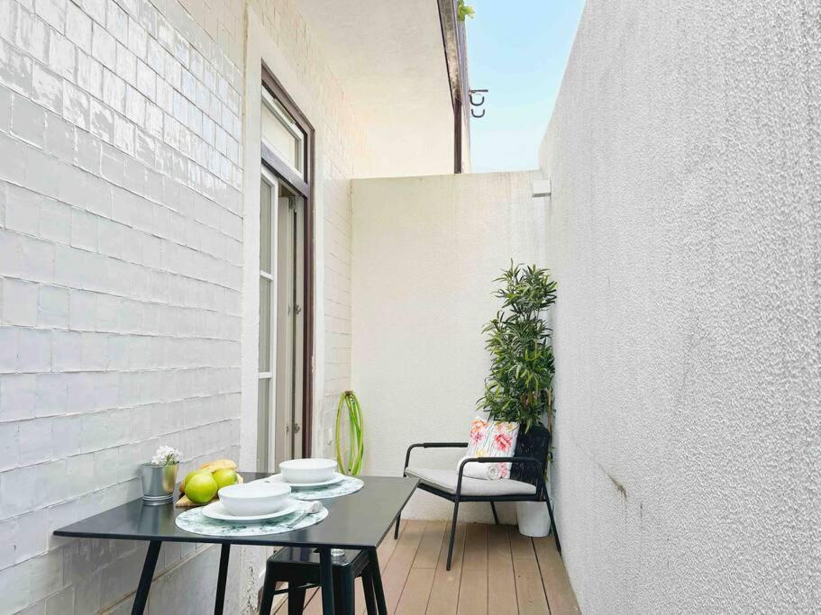 Vila Rosário 3 Charming with Patio&A/C - by HOMEFUL Lisbona Esterno foto